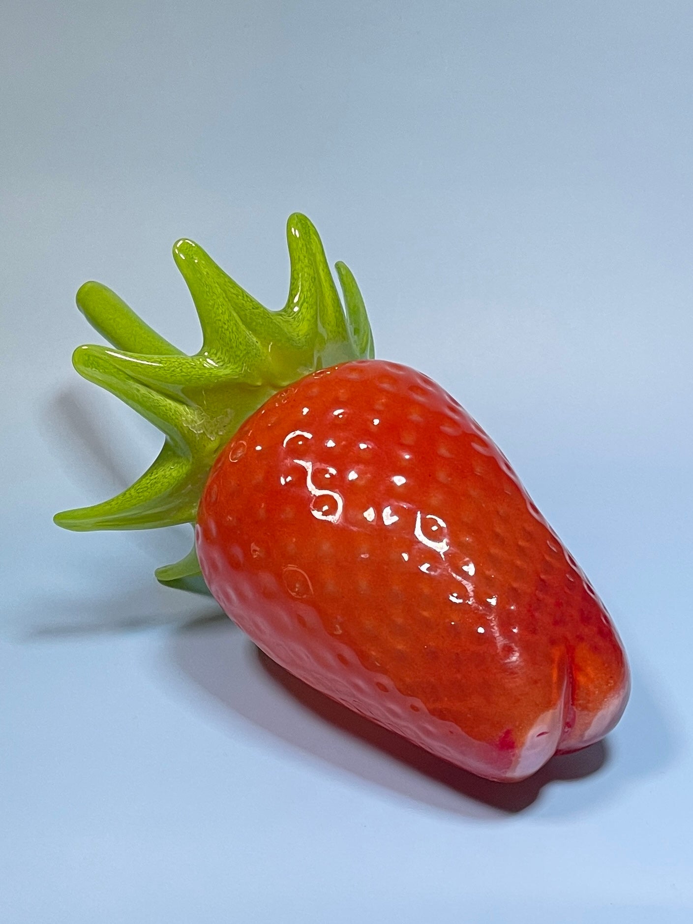 Scratch and Dent - Large Strawberry