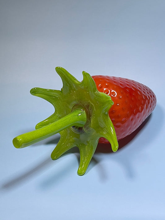 Scratch and Dent - Large Strawberry
