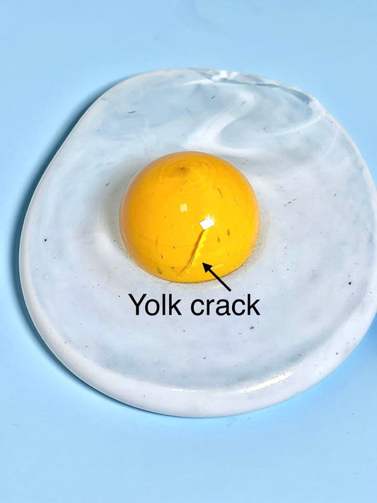 Scratch & Dent - Mini Eggs (halo & yolk crack)